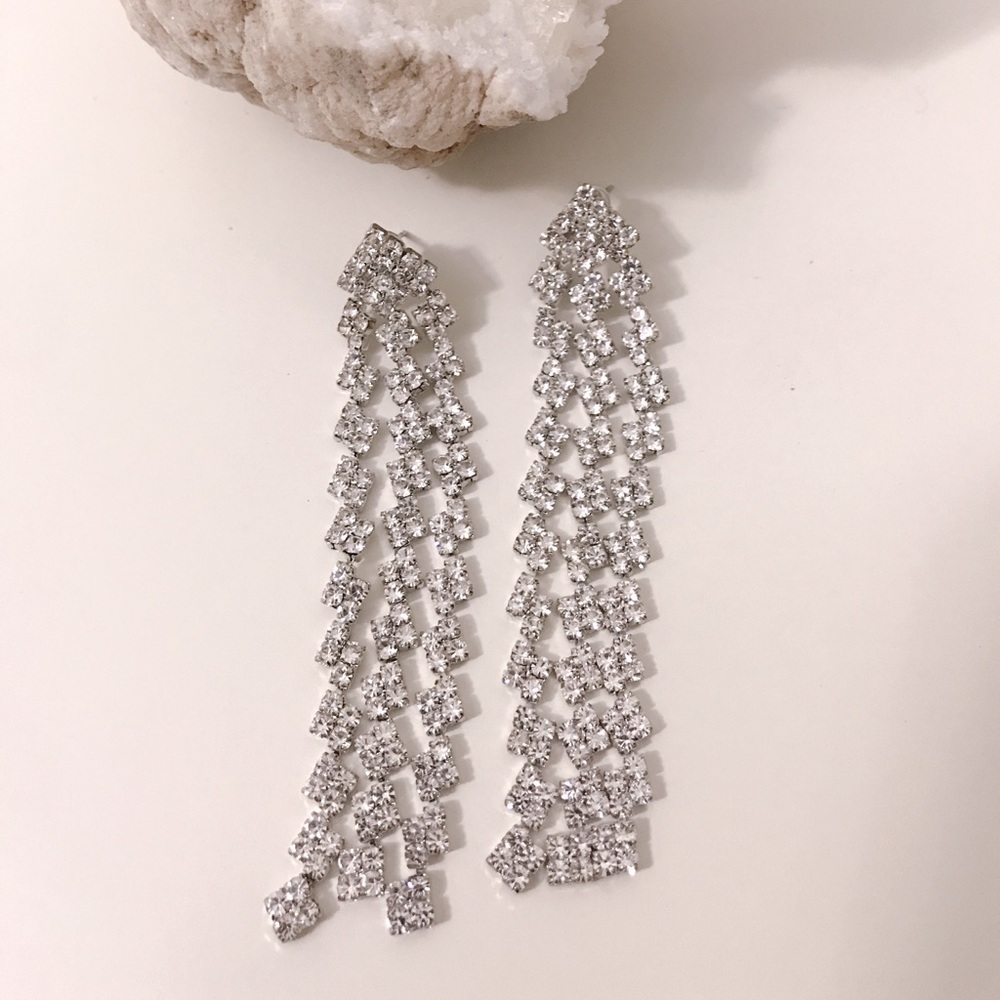 Rhinestone ‘raindrops’ earrings
